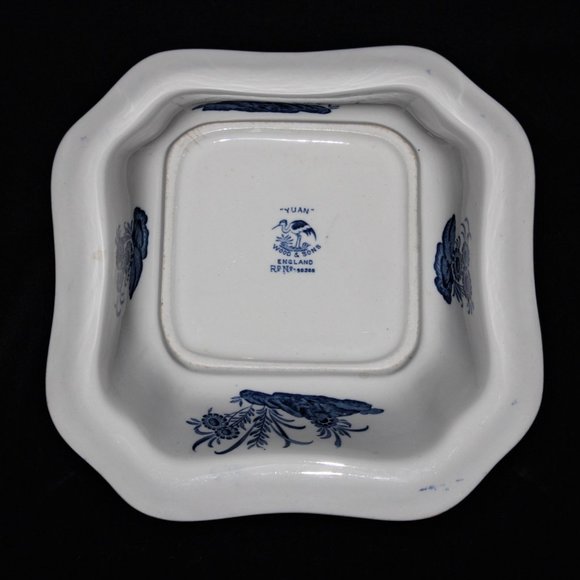 Antique Wood and Sons Yuan Bowl | Square Vegetable Bowl | Blue and White - Picture 5 of 6